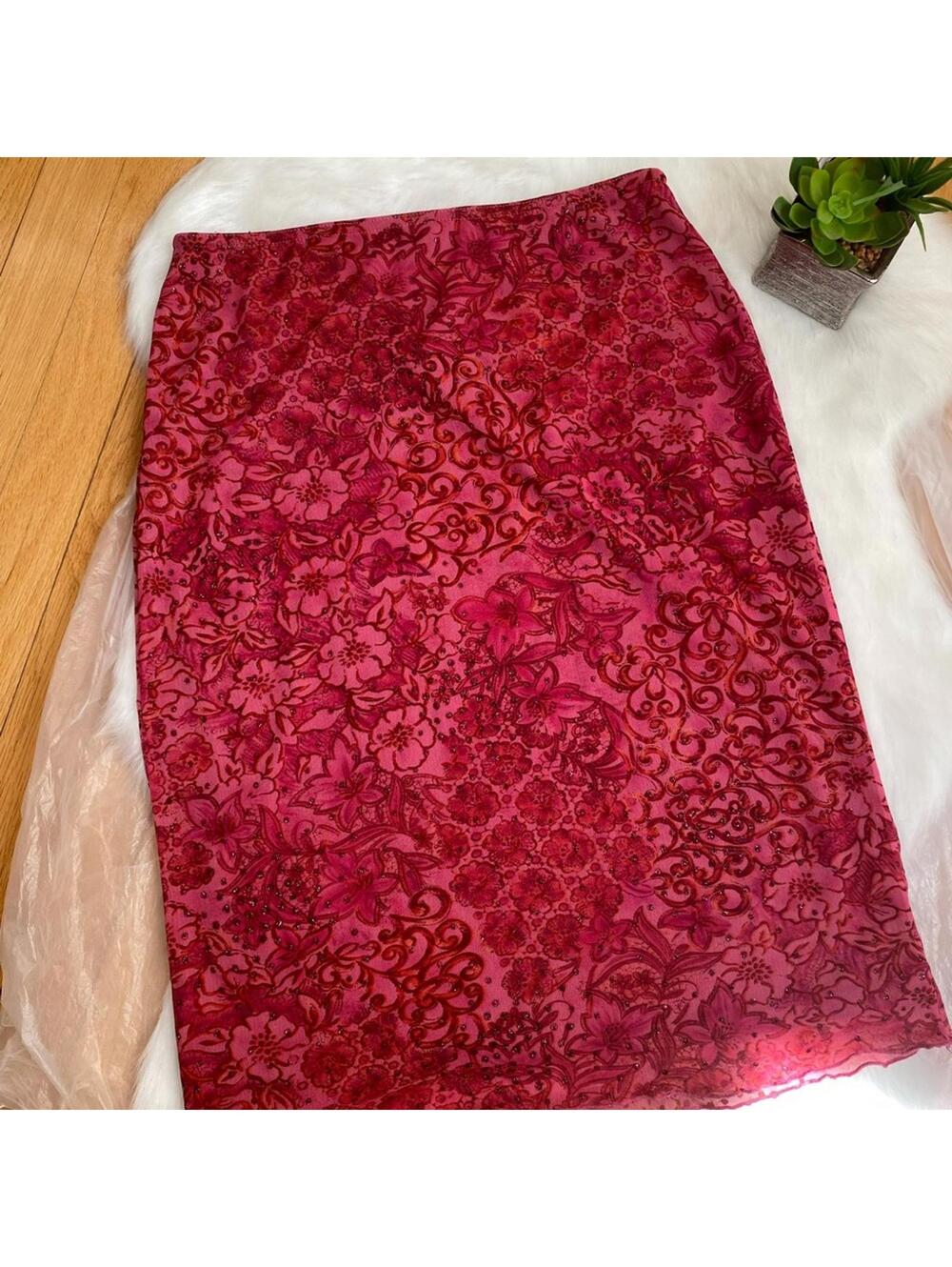 Pink / Red Floral Pencil Skirt with glittery Detail Large
